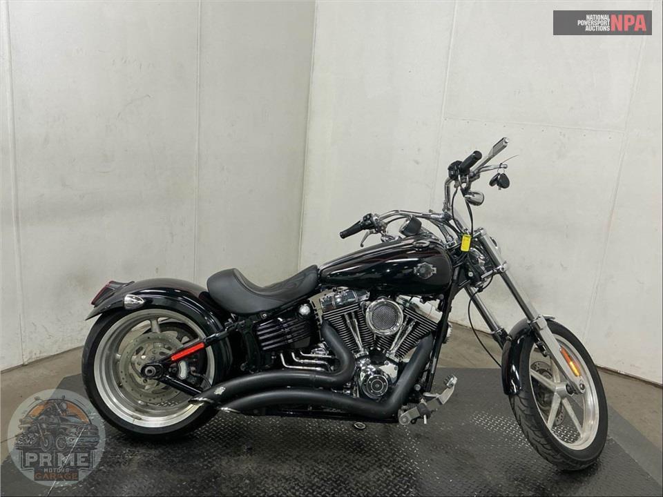 2010 Harley-Davidson FXCWC ROCKER SOFTAIL — фото 1