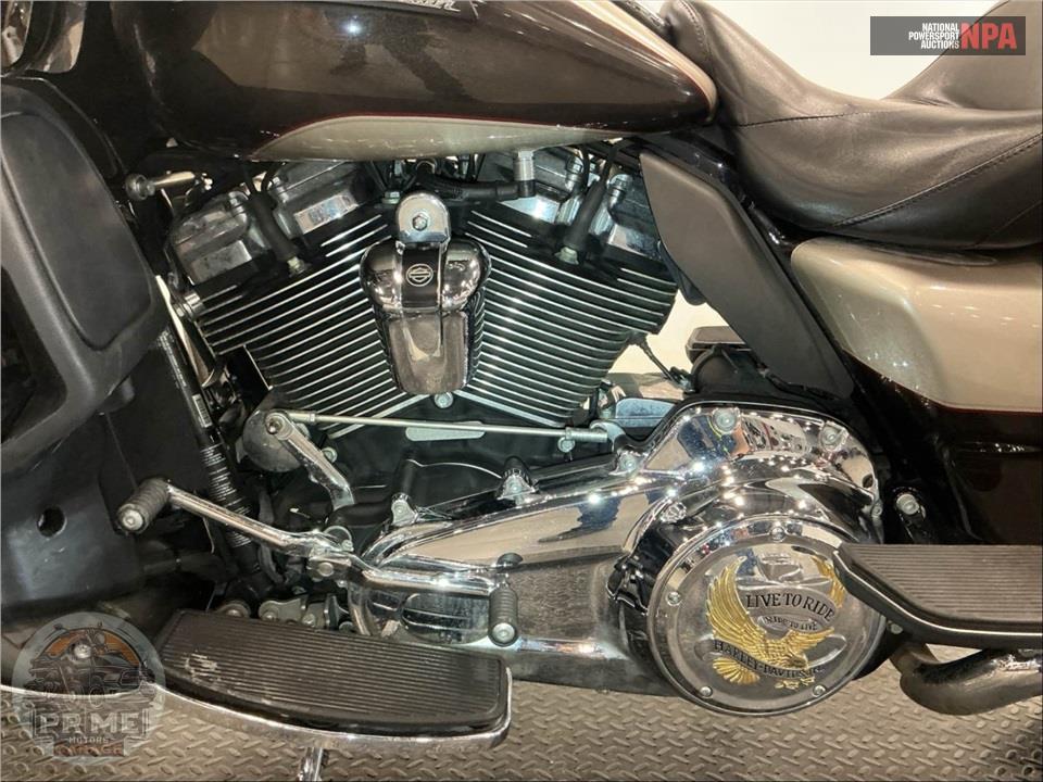2018 Harley-Davidson FLTRU ROAD GLIDE ULTRA — фото 7