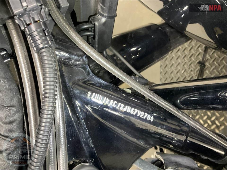 2018 Harley-Davidson FLHXS STREET GLIDE SPECIAL — фото 27