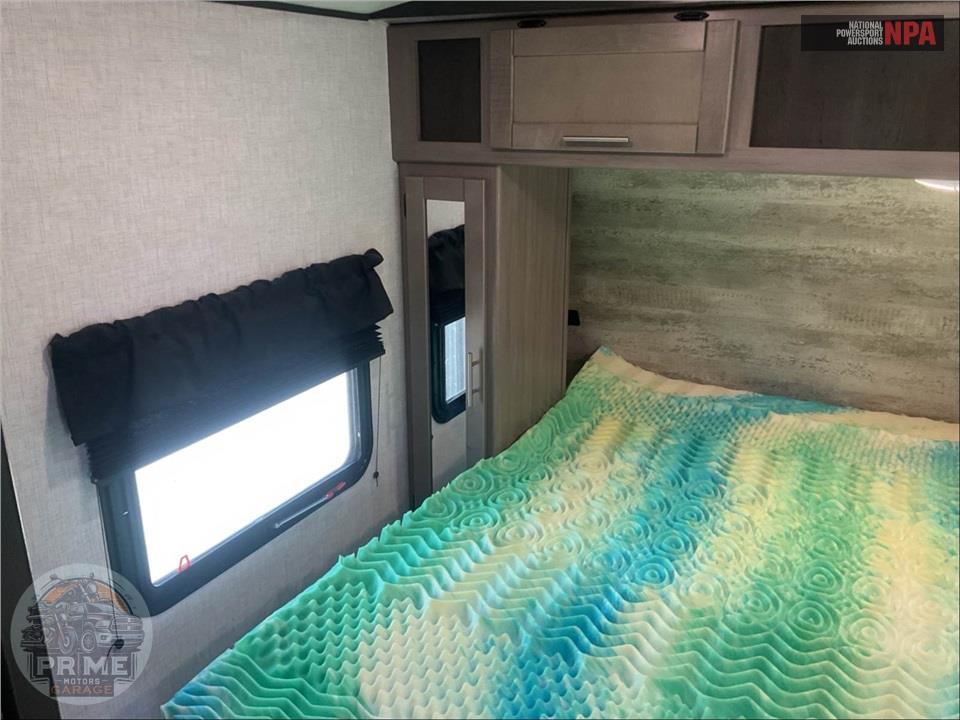 2021 Crossroads Rv M-253 RB - SUNSET TRAIL SUPER LITE SERIES — фото 13