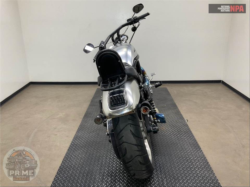2005 Harley-Davidson VRSCB V-ROD — фото 4