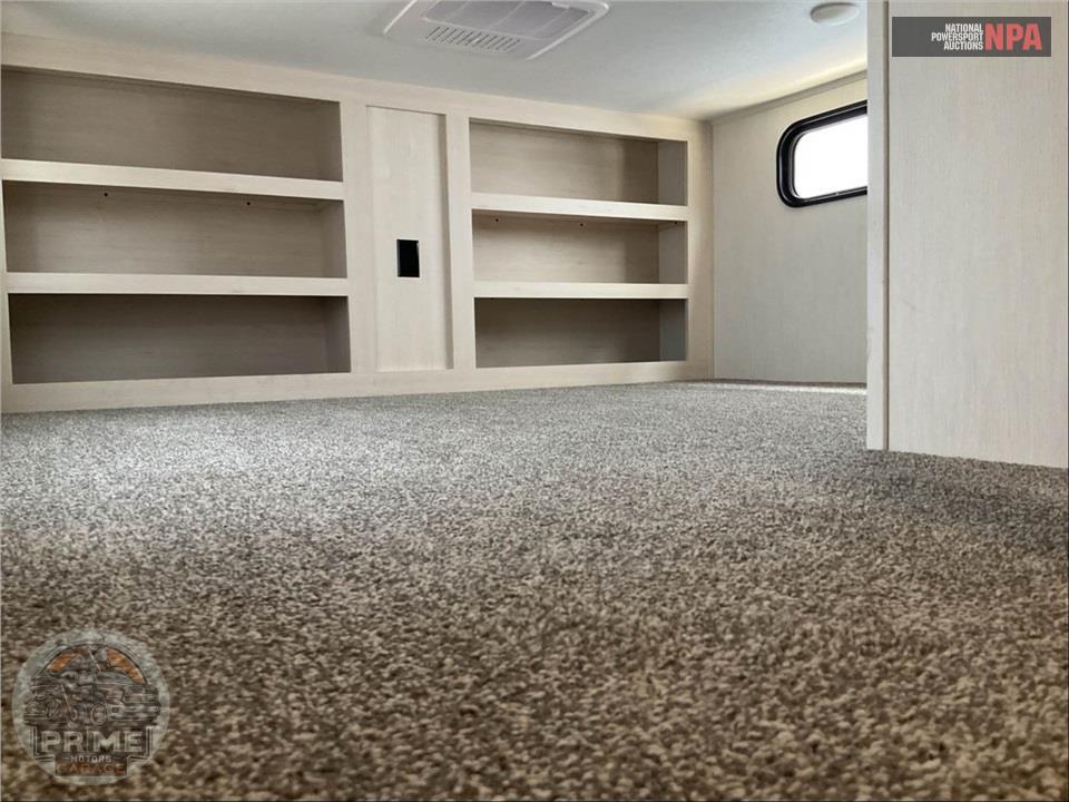 2025 Sabre By Forest River M-37FLL - FIFTH WHEEL SERIES — фото 14