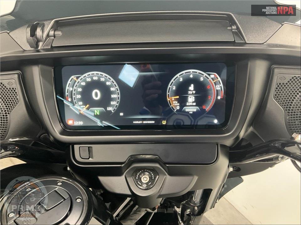 2025 Harley-Davidson FLHX STREET GLIDE — фото 5