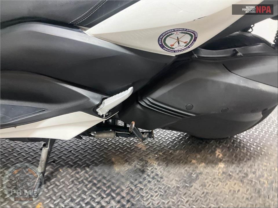 2018 Yamaha XMAX — фото 7