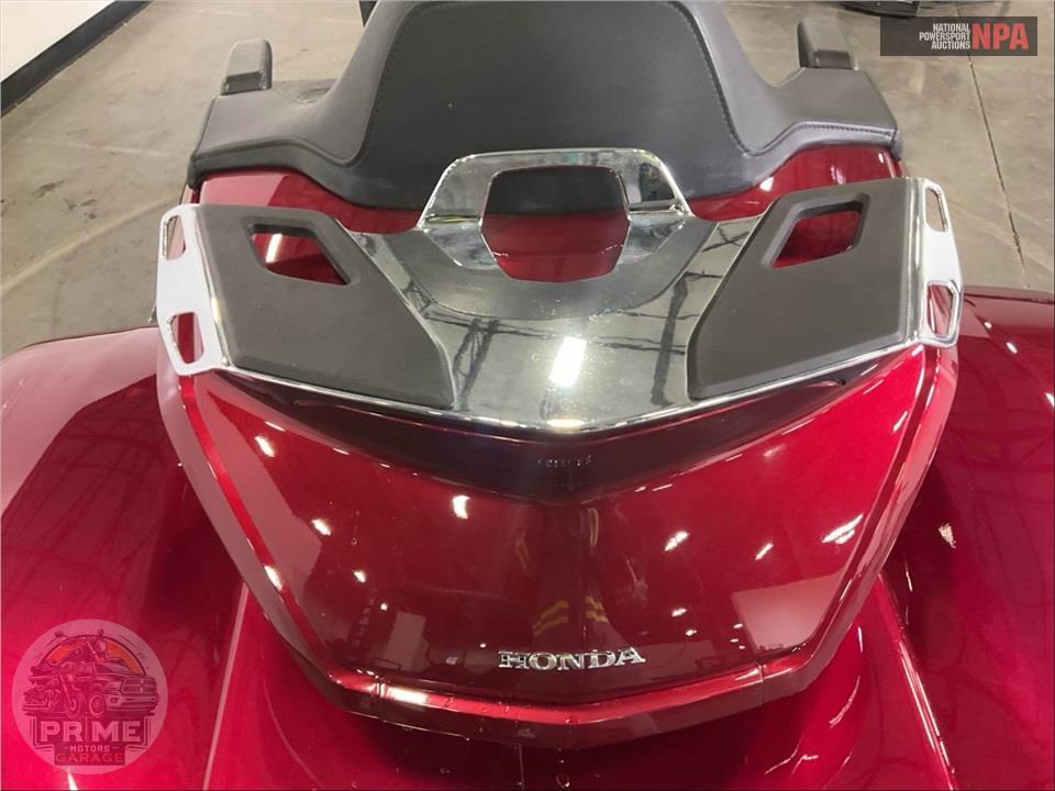 2018 Honda GL1800 GOLDWING TOUR (RED) — фото 15