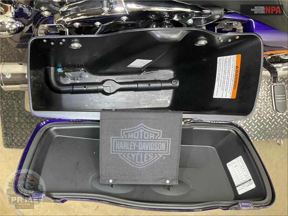 2012 Harley-Davidson FLHX STREET GLIDE — фото 26