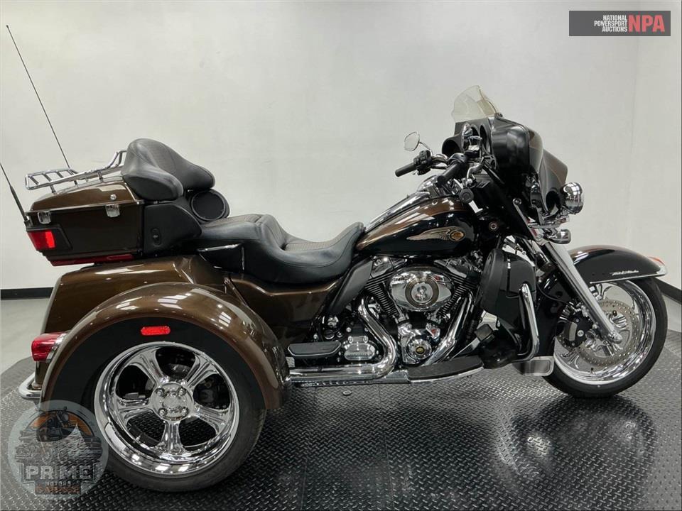 2013 HARLEY-DAVIDSON FLHTCUTG TGLIDE UL CL ANN