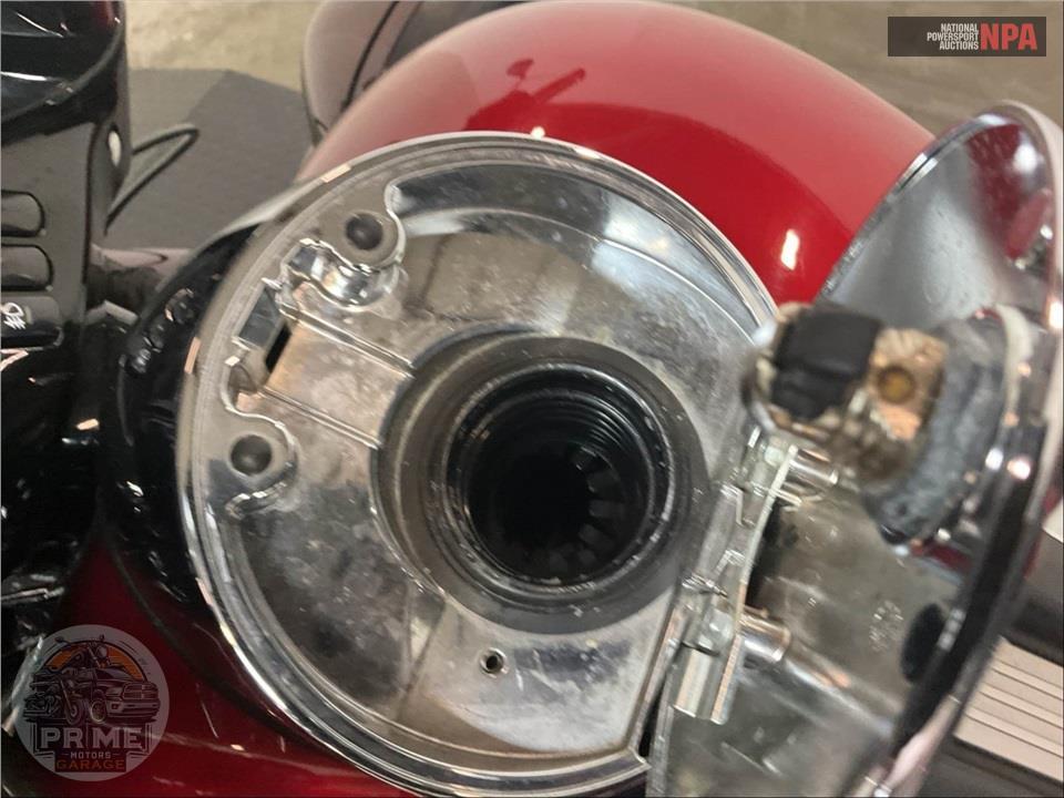 2018 Harley-Davidson FLHTKL ULTRA LIMITED LOW — фото 17