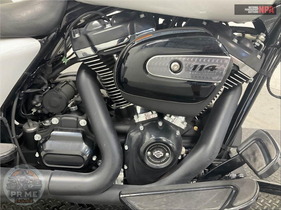 2020 Harley-Davidson FLHXS STREET GLIDE SPECIAL — фото 6