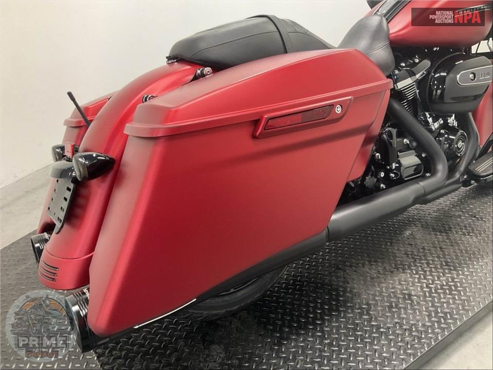 2019 Harley-Davidson FLTRXS ROAD GLIDE SPECIAL — фото 17