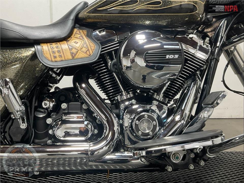 2016 Harley-Davidson FLHXS STREET GLIDE SPECIAL — фото 6