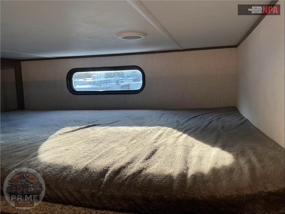 2022 Sabre By Forest River M-36BHQ - FIFTH WHEEL SERIES — фото 21