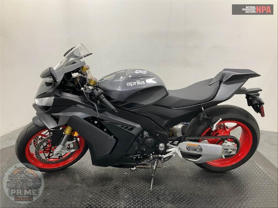 2027 Aprilia RSV4 1100 — фото 3