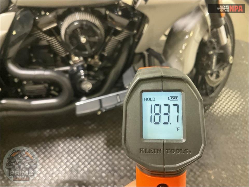 2023 Harley-Davidson FLTRXSE CVO ROAD GLIDE — фото 8