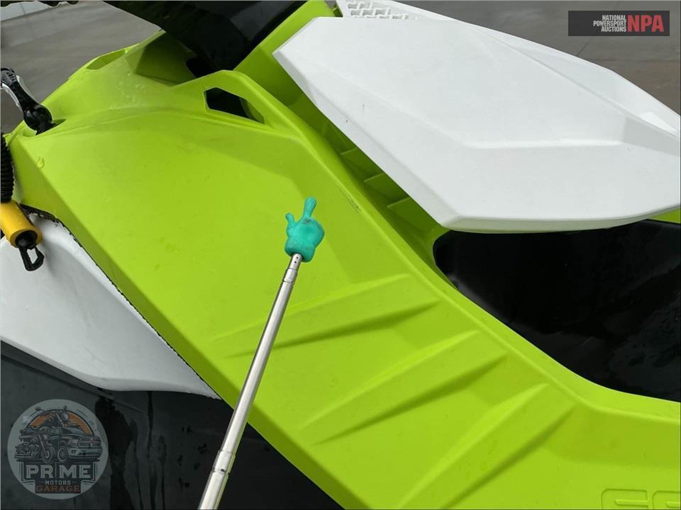 2023 Seadoo/Brp SPARK 2UP TRIXX — фото 9