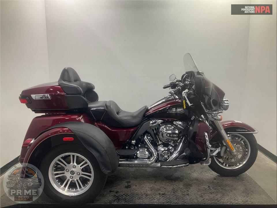 2014 Harley-Davidson FLHTCUTG TRIGLIDE ULTRA CLASSIC — фото 1