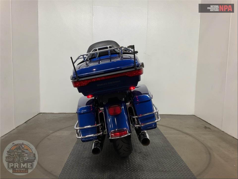 2015 Harley-Davidson FLHTK ELECTRA GLIDE ULTRA LIMITED — фото 4