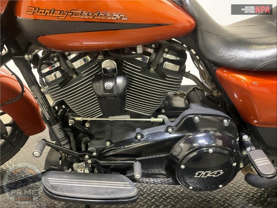 2019 Harley-Davidson FLHXS STREET GLIDE SPECIAL — фото 7