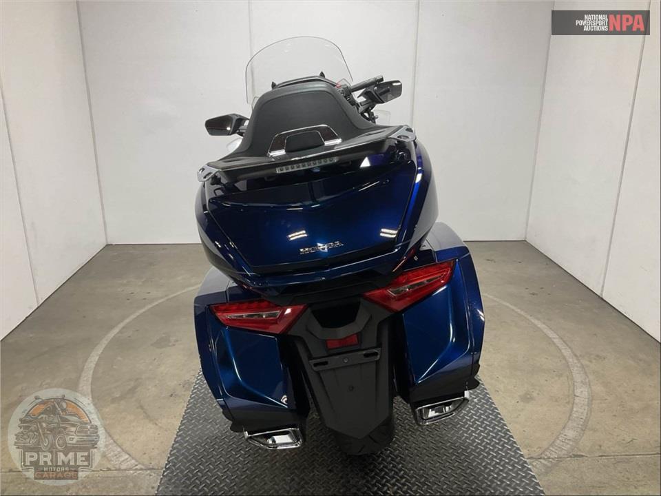 2018 Honda GL1800D GOLDWING TOUR DCT (BLUE) — фото 4