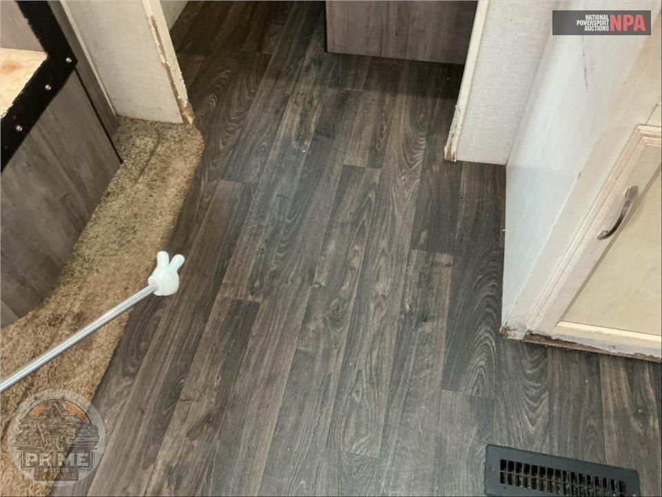 2019 Minnie M-27BHSS - MINNIE PLUS SERIES — фото 27