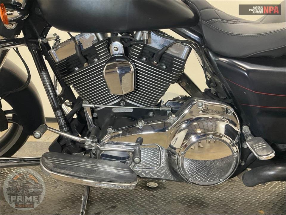 2016 Harley-Davidson FLHXS STREET GLIDE SPECIAL — фото 7