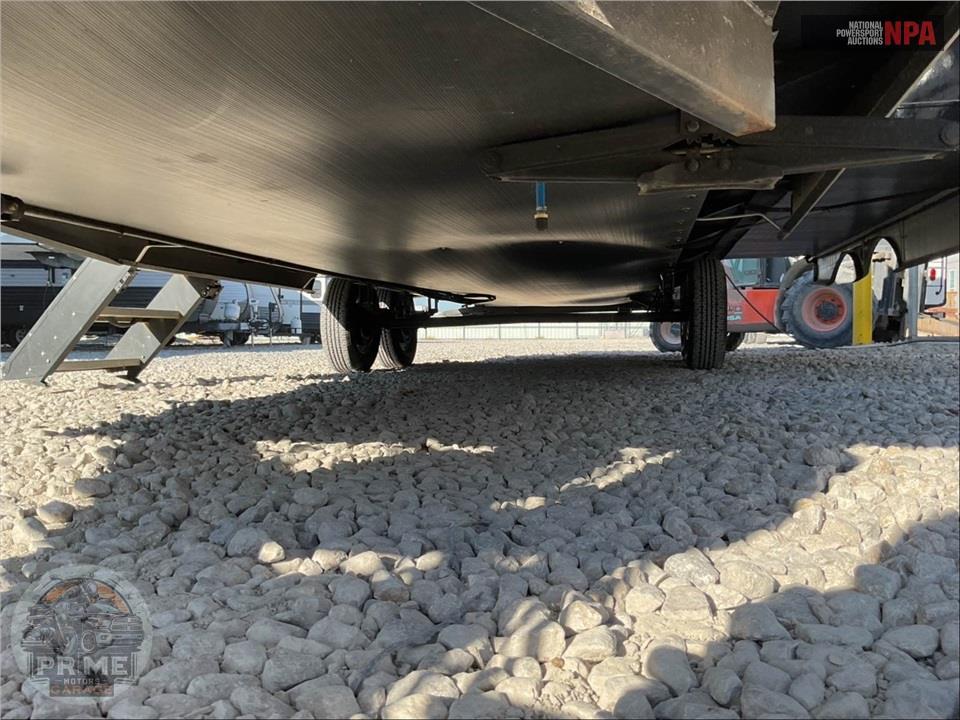 2019 Crossroads Rv M-253 RB - SUNSET TRAIL SUPER LITE SERIES — фото 33