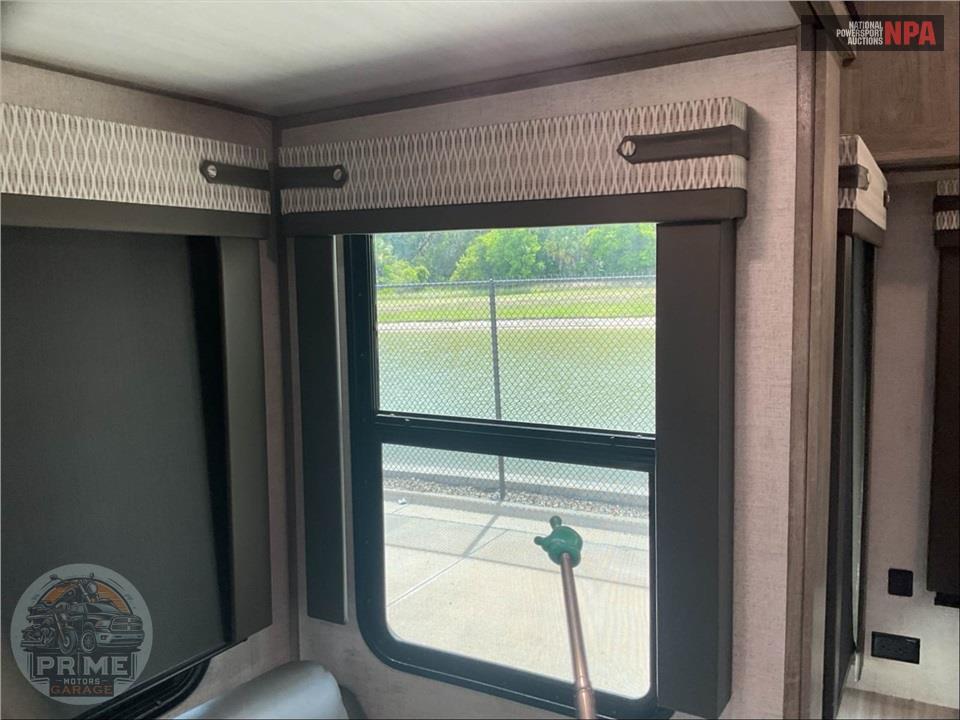 2020 Salem By Forest River M-369BL - HEMISPHERE FIFTH WHEEL SERIES — фото 30
