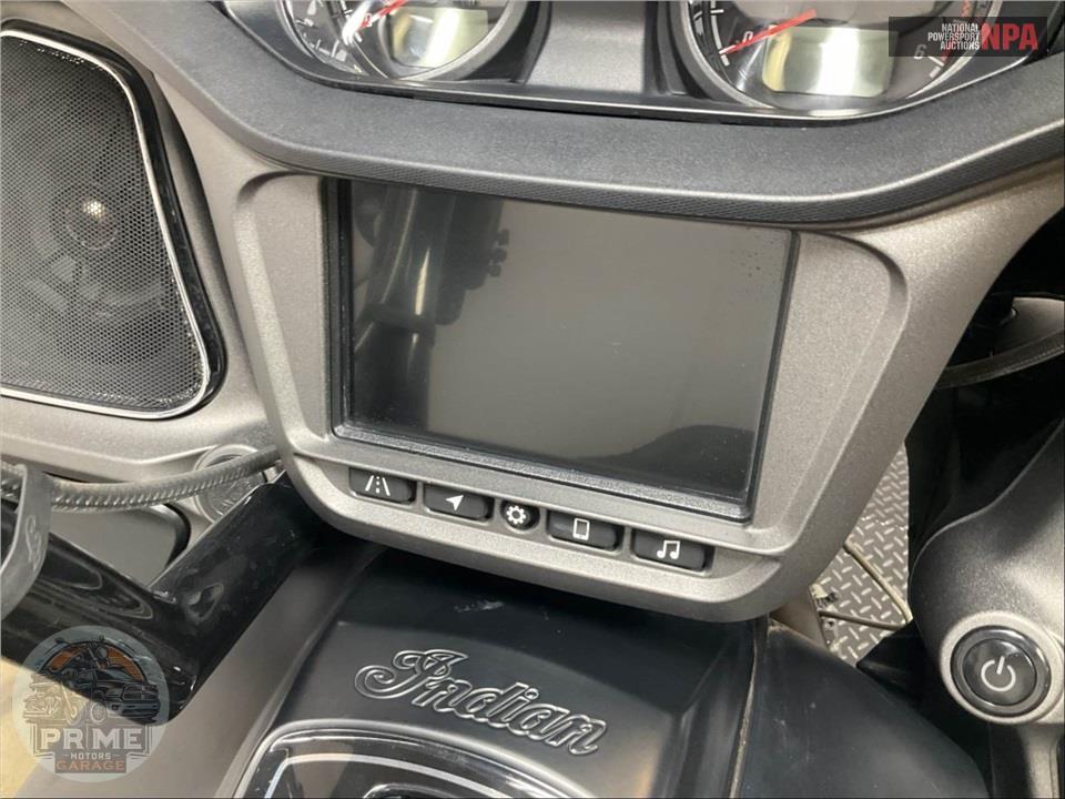 2020 Indian Motorcycle CHALLENGER DARK HORSE SMOKE (BLACK) — фото 30