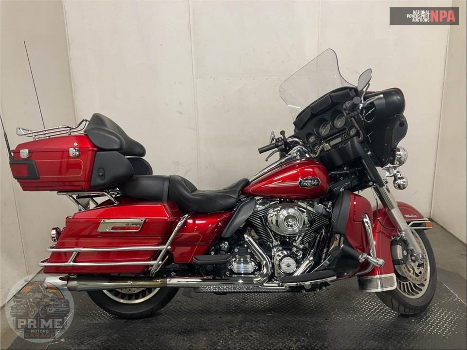 2013 Harley-Davidson FLHTCU UL CLSC EL GLIDE — фото 1