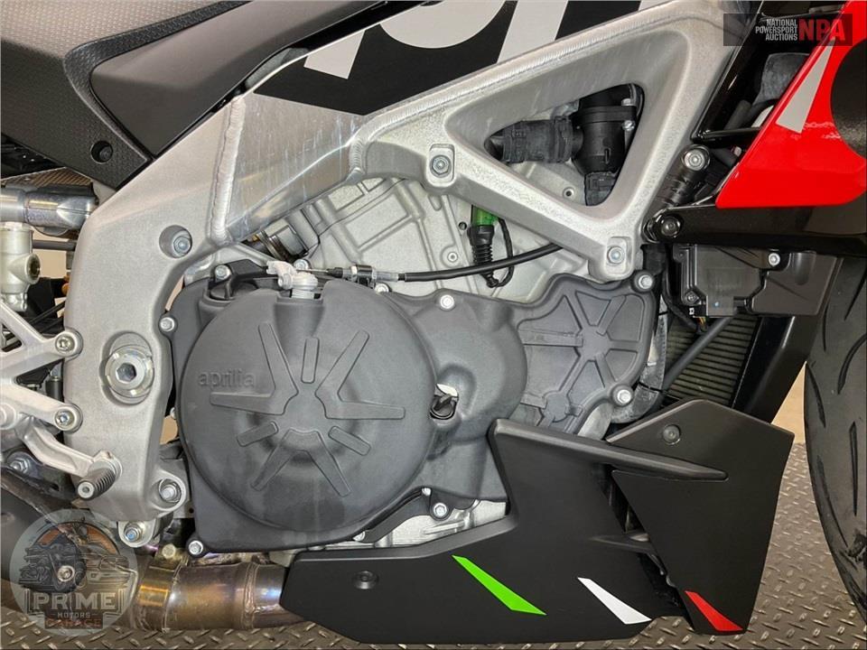 2023 Aprilia TUONO V4 FACTORY 1100 — фото 6