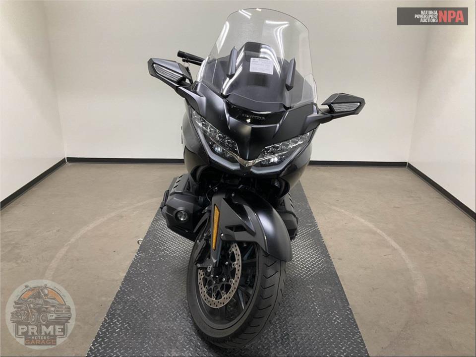 2022 Honda GL1800D GOLDWING TOUR DCT — фото 2
