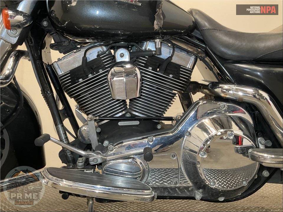 2006 Harley-Davidson FLHXI STREET GLIDE — фото 8