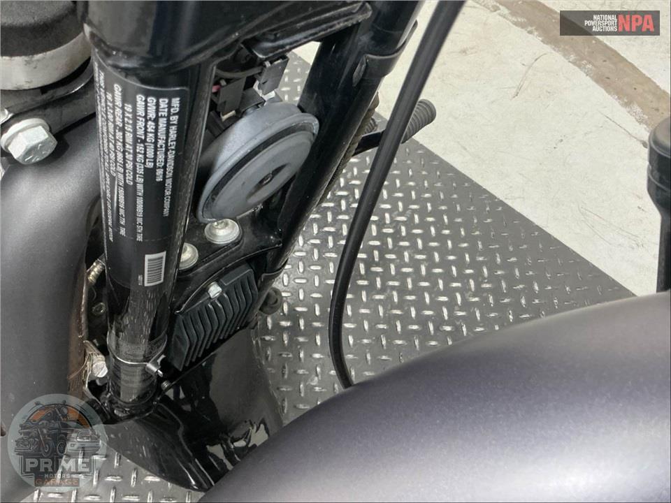 2016 Harley-Davidson XL883N IRON — фото 15