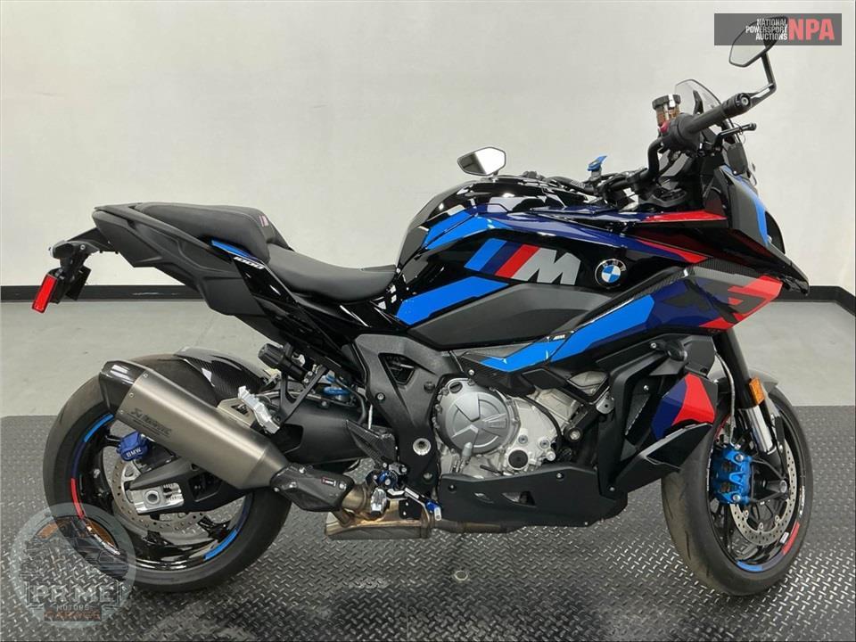 2025 BMW M 1000 XR
