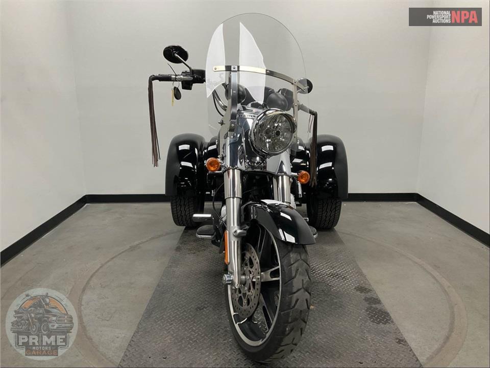2019 Harley-Davidson FLRT FREEWHEELER — фото 2