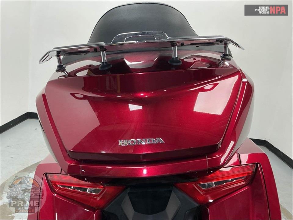 2018 Honda GL1800 GOLDWING TOUR (RED) — фото 21
