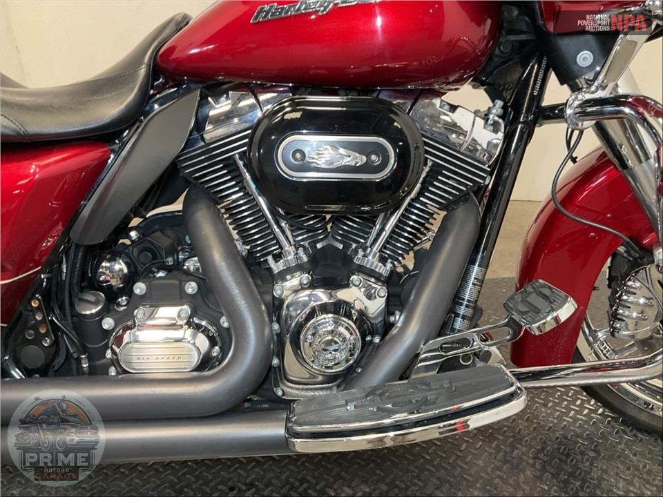 2013 Harley-Davidson FLTRU ROAD GLIDE ULTRA — фото 6