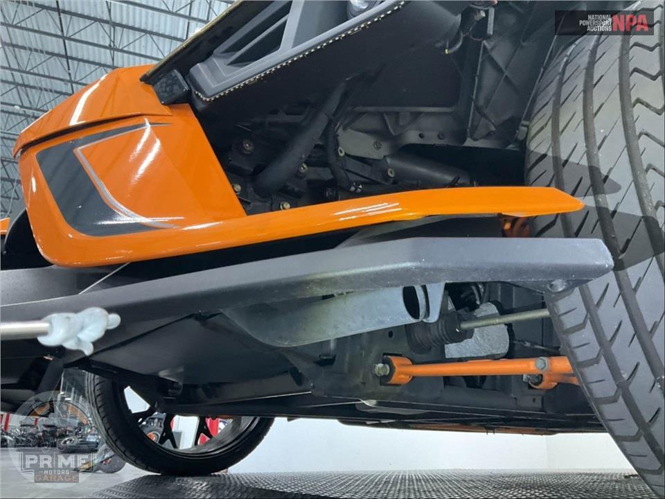 2019 Polaris SLINGSHOT SLR — фото 13