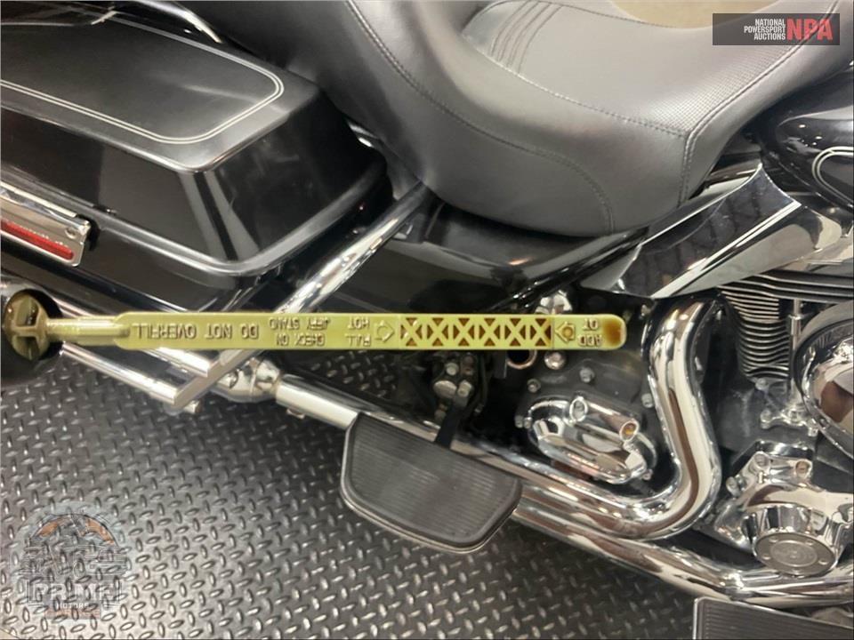 2008 Harley-Davidson FLHTC ELECTRA GLIDE CLASSIC — фото 9