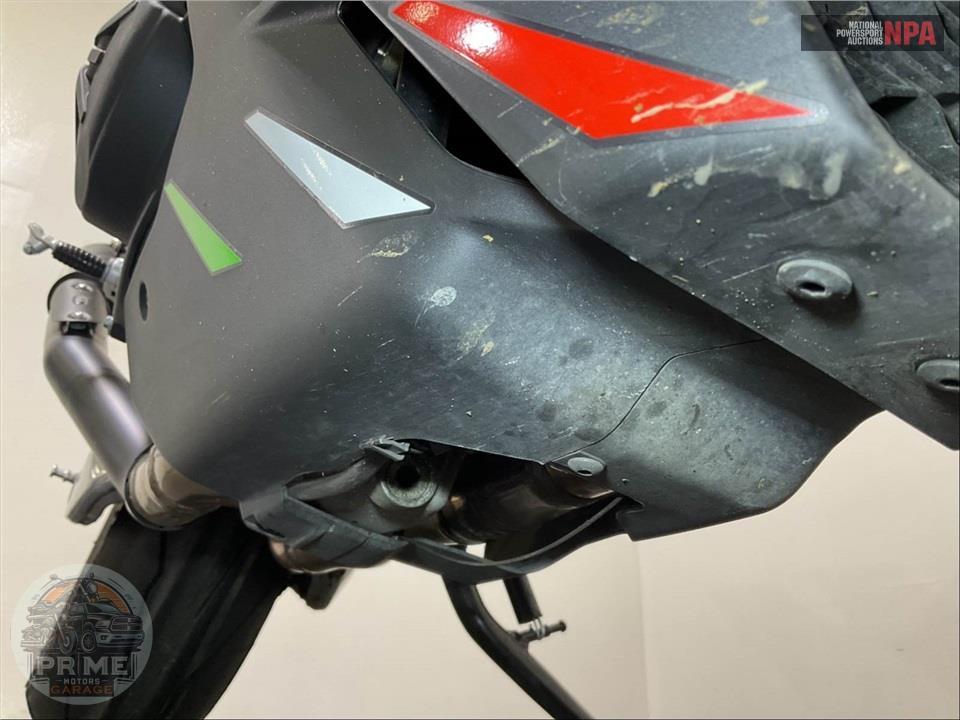 2024 Aprilia TUONO V4 FACTORY 1100 — фото 18