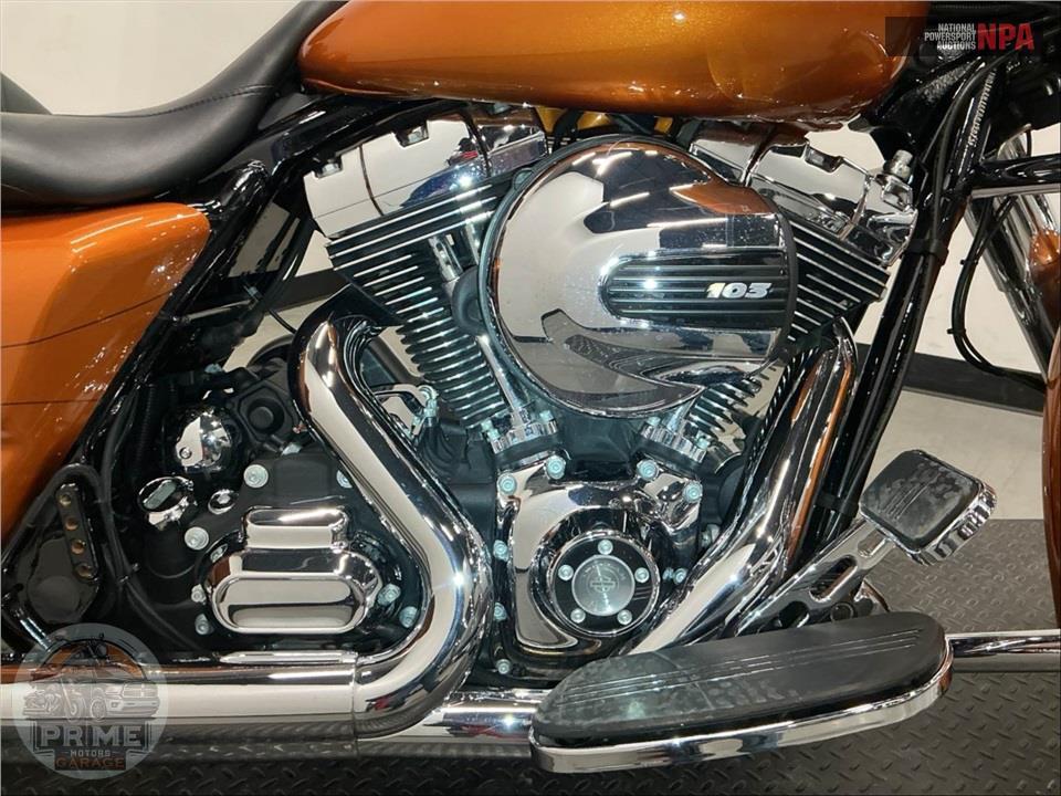 2015 Harley-Davidson FLHXS STREET GLIDE SPECIAL — фото 6