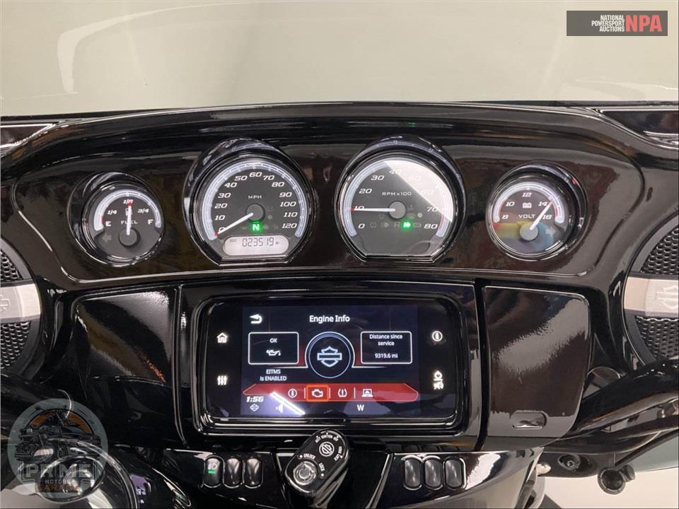2023 Harley-Davidson FLHTK ELECTRA GLIDE ULTRA LIMITED — фото 5