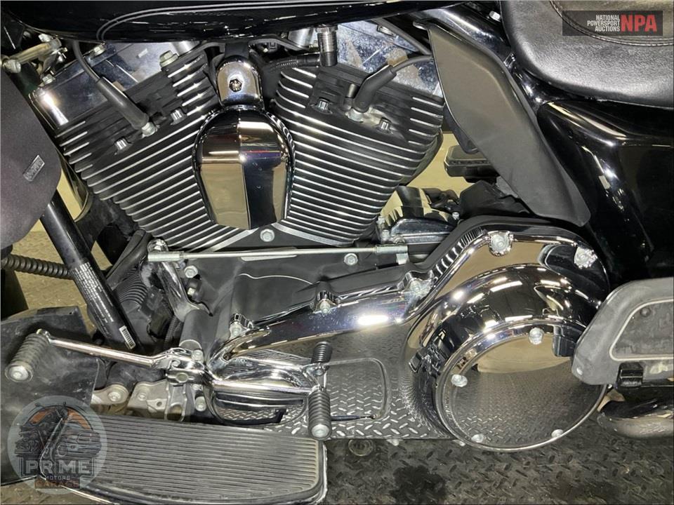 2013 Harley-Davidson FLHTCUTG TRIGLIDE UL CLSC — фото 7