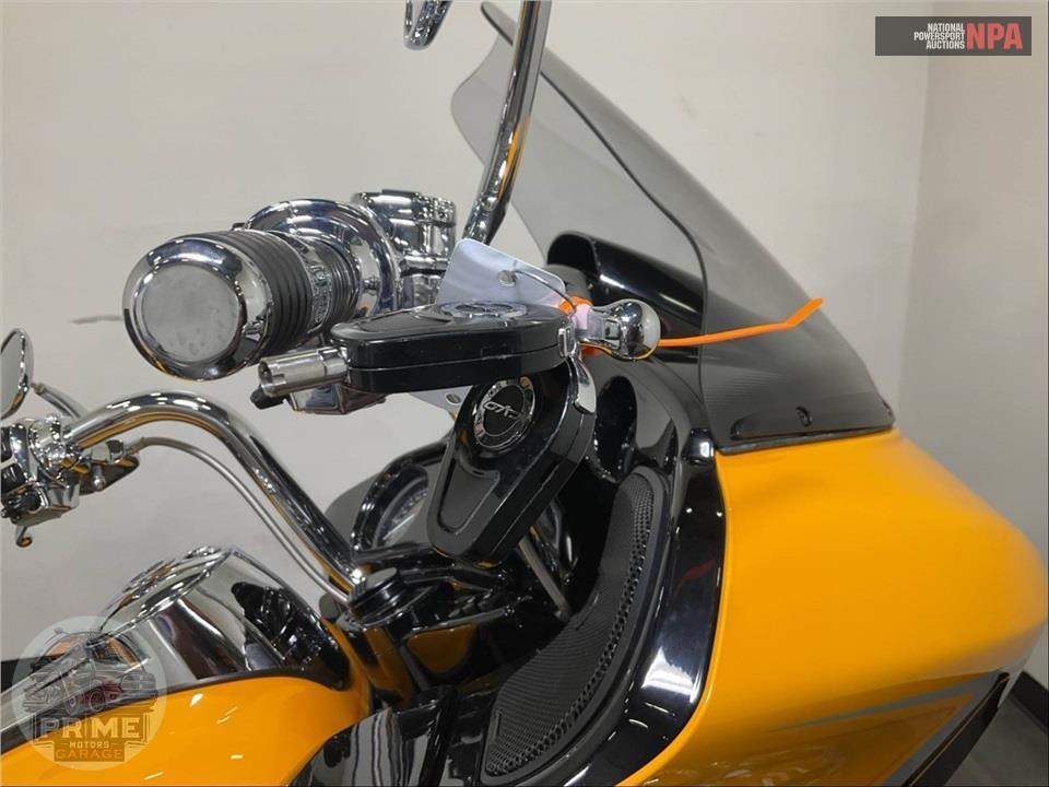 2022 Harley-Davidson FLTRKSE CVO ROAD GLIDE LIMITED — фото 11