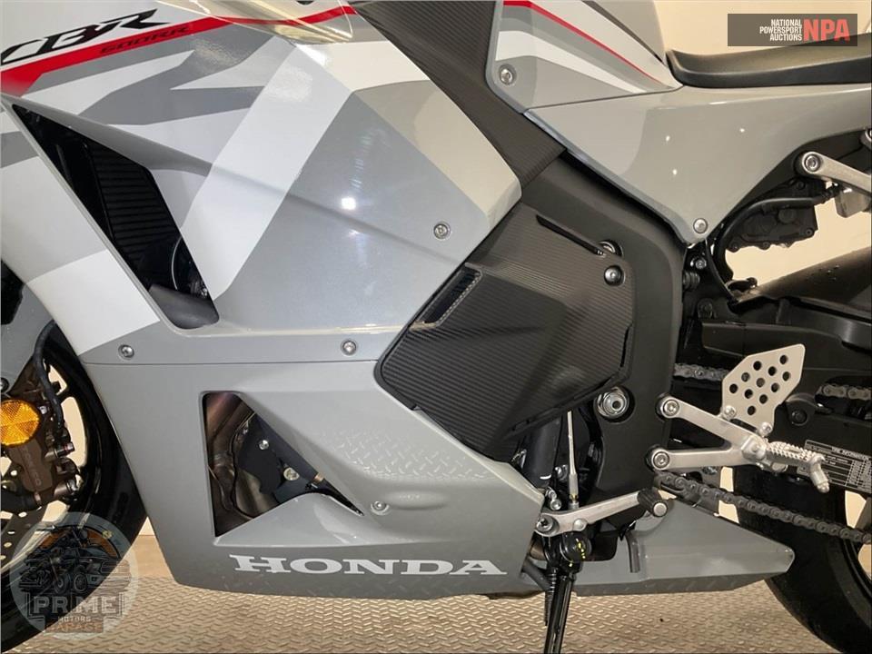 2026 Honda CBR600RR ABS — фото 8