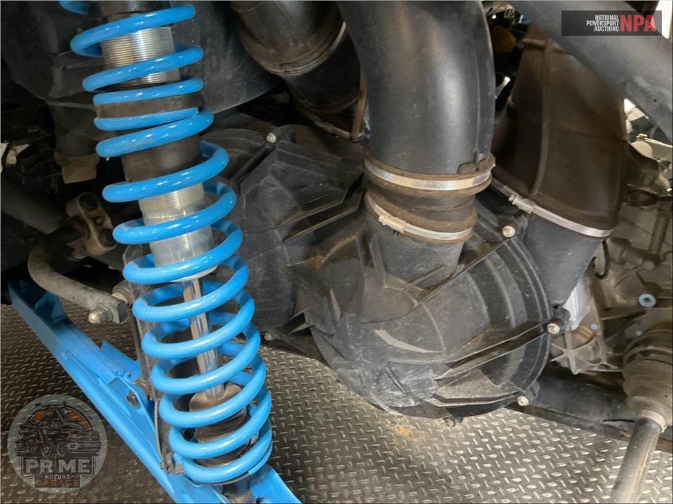 2023 Can-Am MAVERICK X3 RS TURBO RR 72 — фото 10