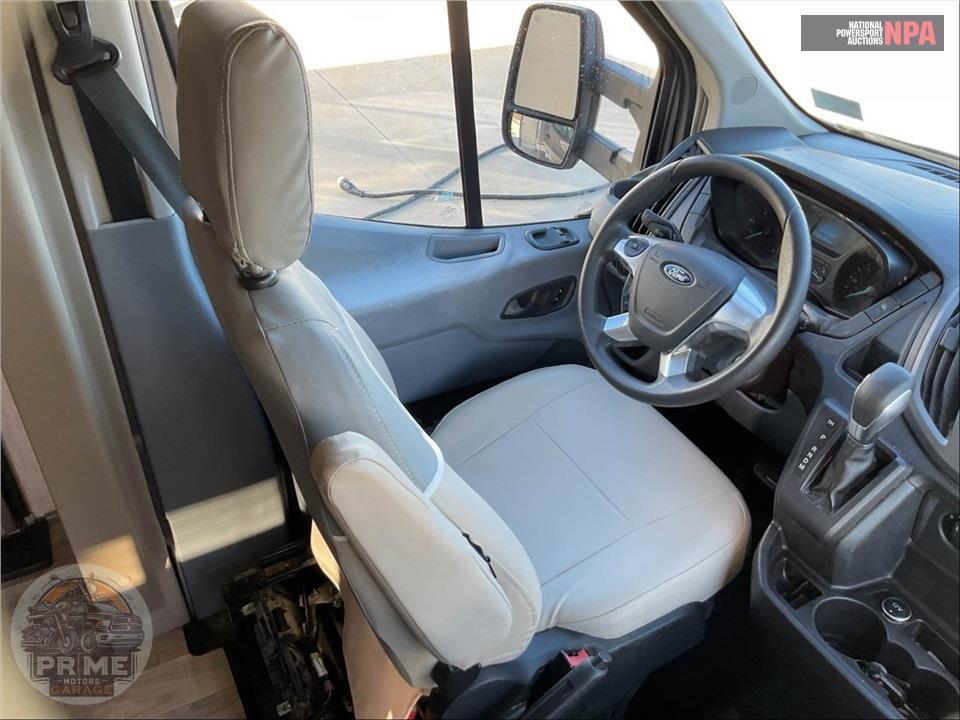 2017 Winnebago M-23A FORD - FUSE SERIES — фото 18