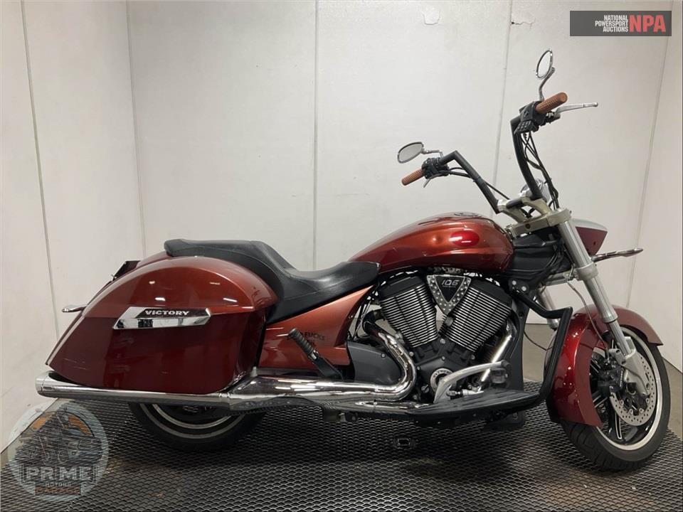 2011 Victory Motorcycles CROSS ROADS RED — фото 1