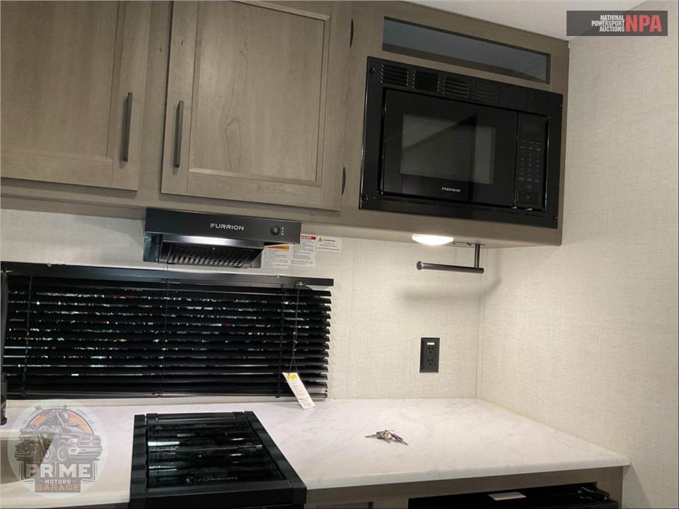 2025 Grand Design Recreational Vehicles M-151BH - TRANSCEND ONE SERIES — фото 19