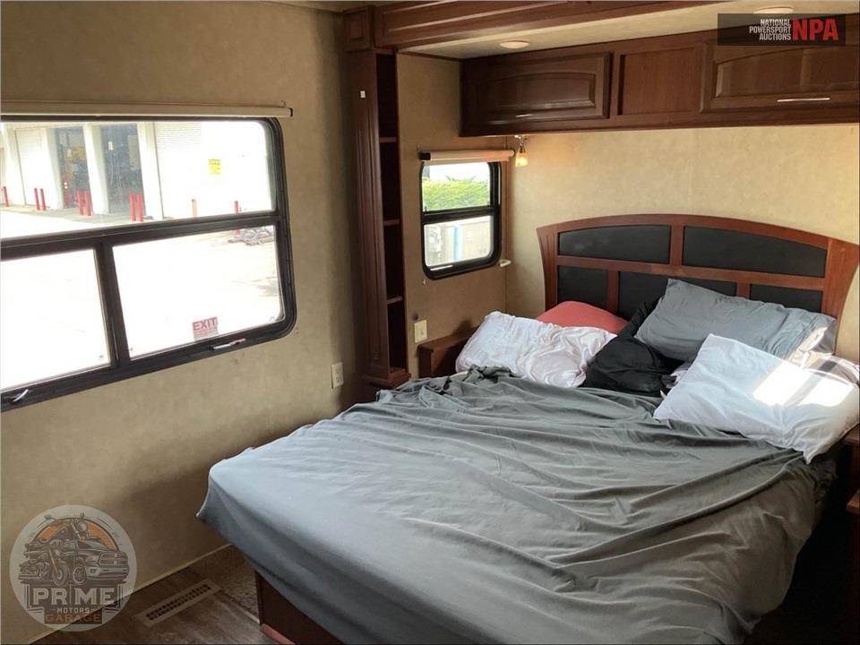 2014 Palomino By Forest River M-370FL - COLUMBUS FIFTH WHEEL SERIES — фото 12